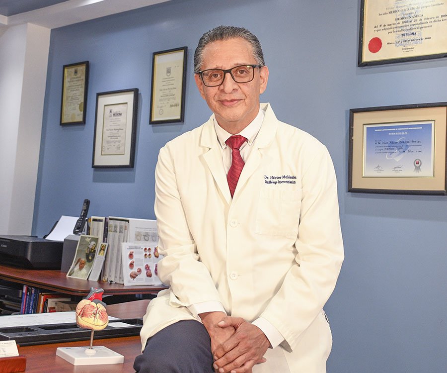 Dr. Héctor Meléndez